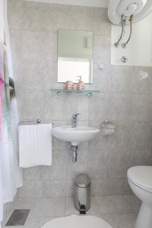 Apartamento Apartman Rakic Makarska Exterior foto