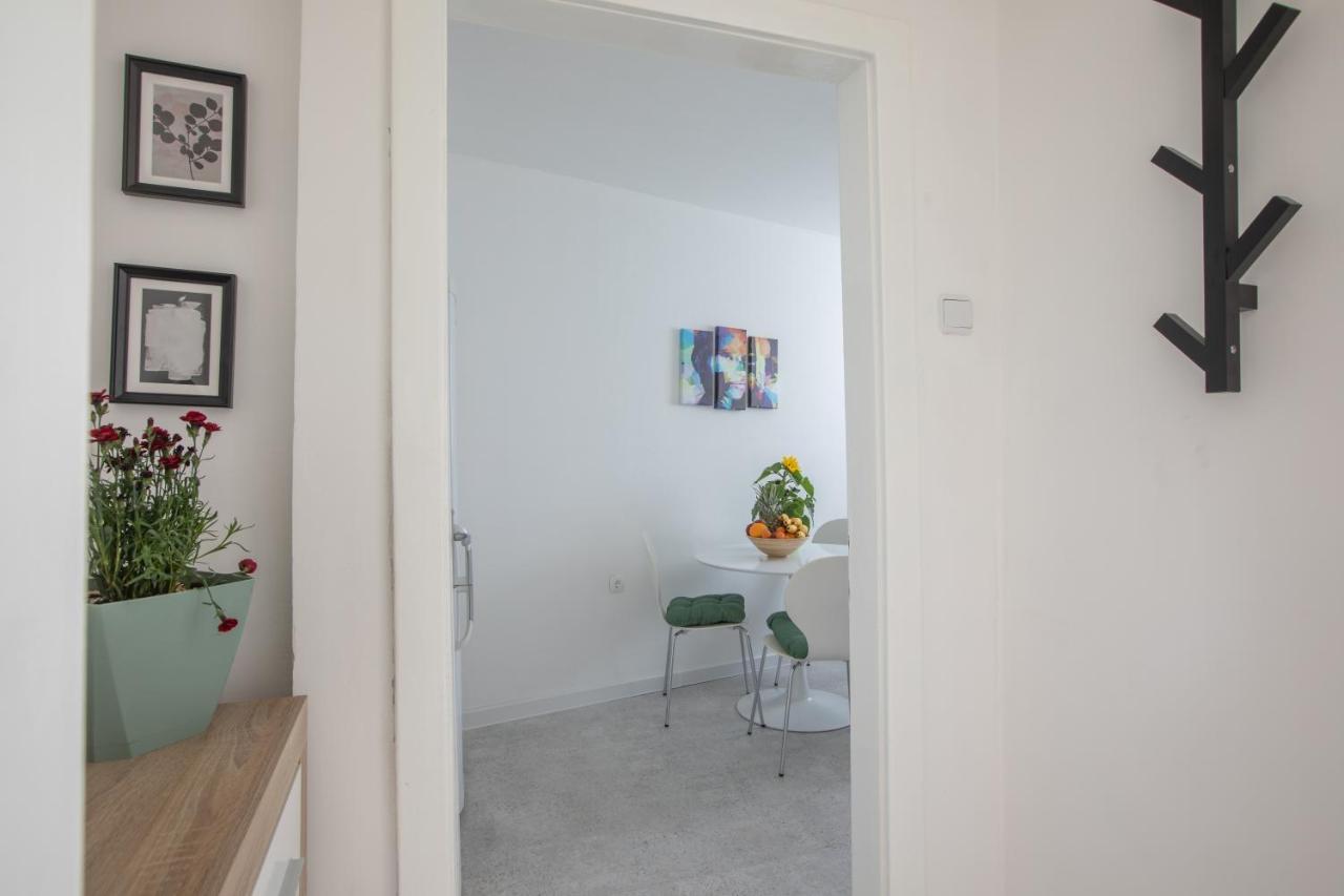 Apartamento Apartman Rakic Makarska Exterior foto